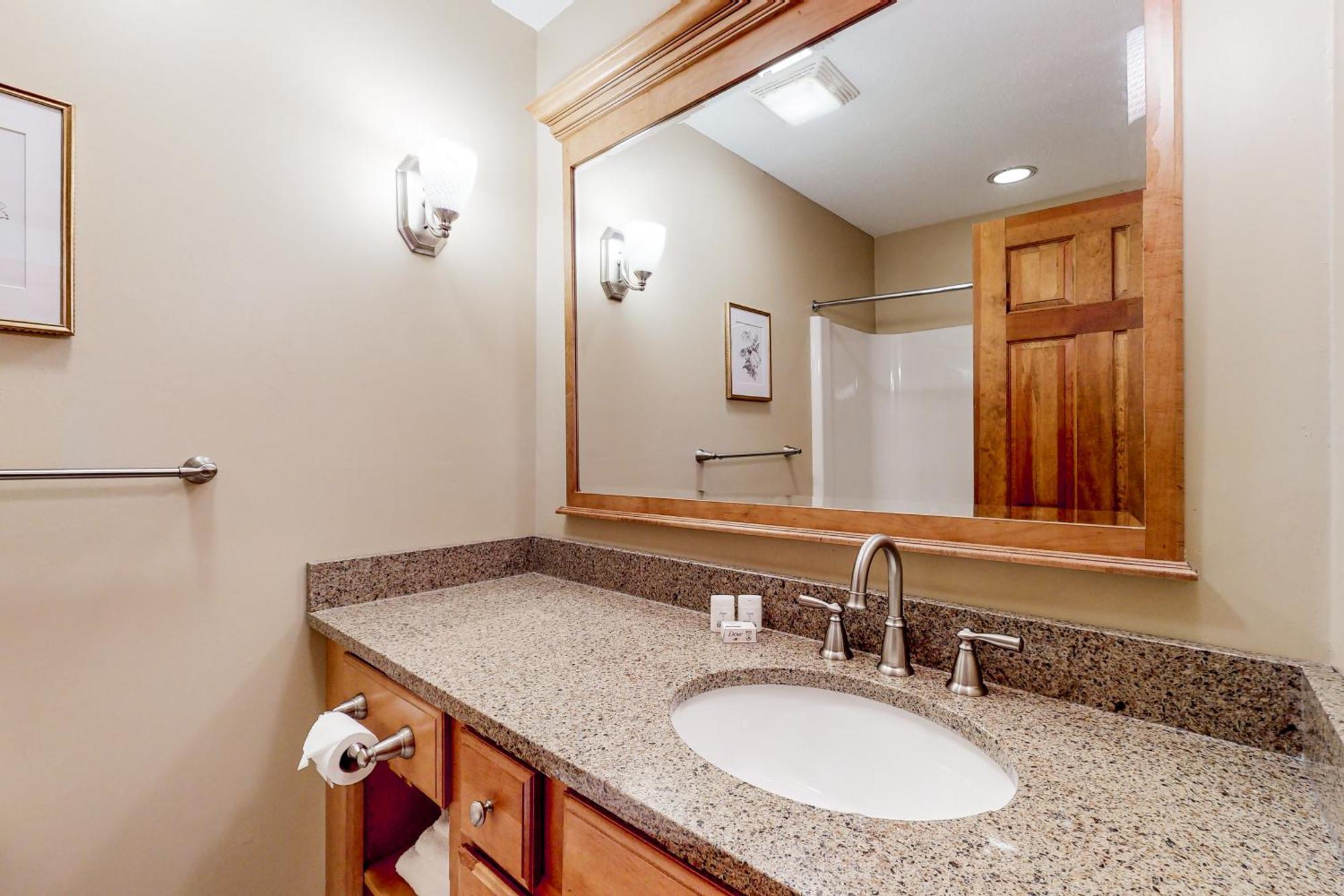 Sunrise Village Killington Room photo