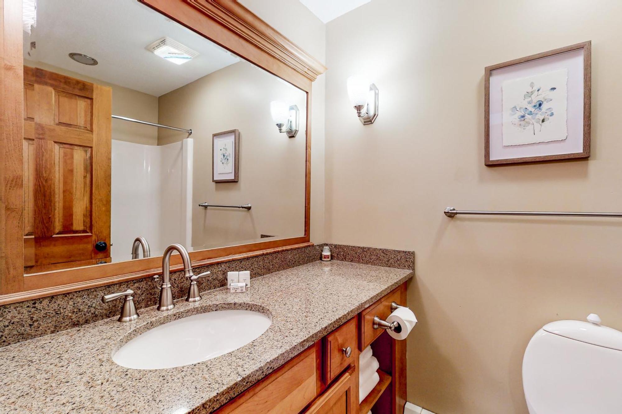 Sunrise Village Killington Room photo