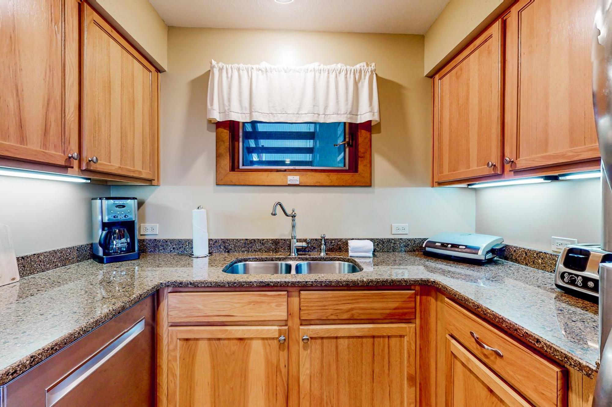 Sunrise Village Killington Room photo